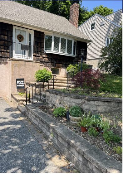 Stone retaining wall after cleaning